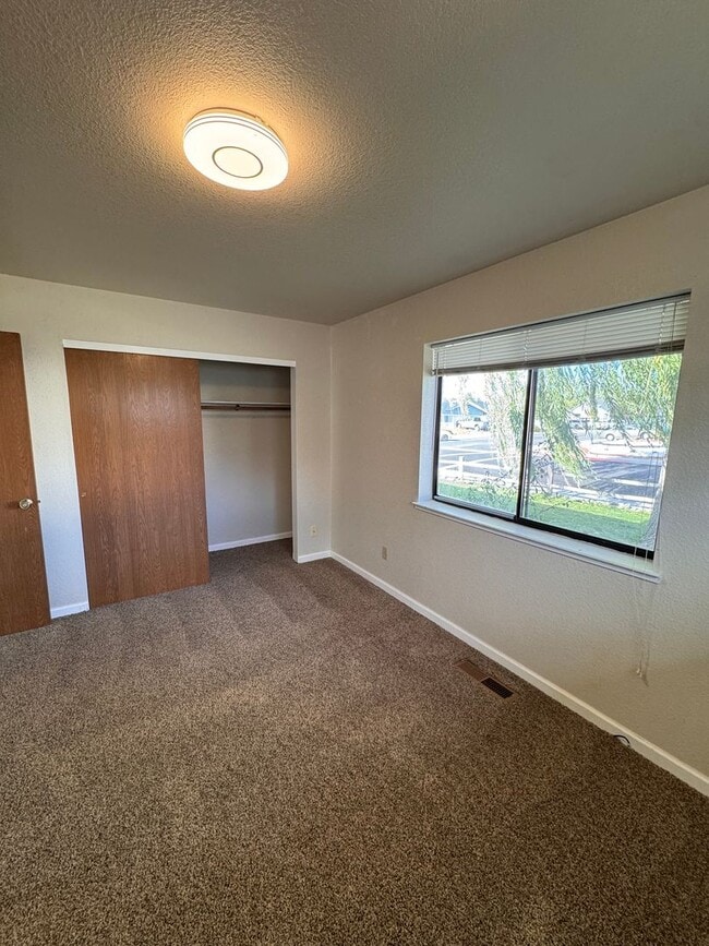Building Photo - 1371 Kimmerling Rd