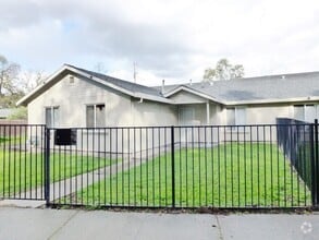 Building Photo - 4411 32nd St