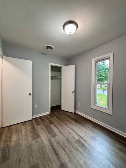 Building Photo - 6317 Phobus Dr