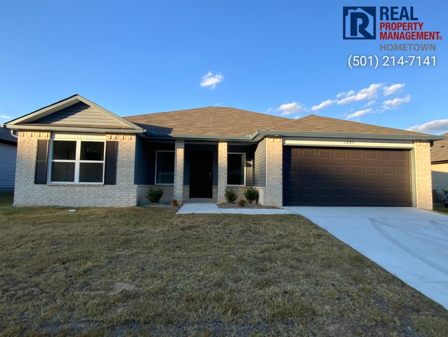 Primary Photo - 1495 Meadows Dr