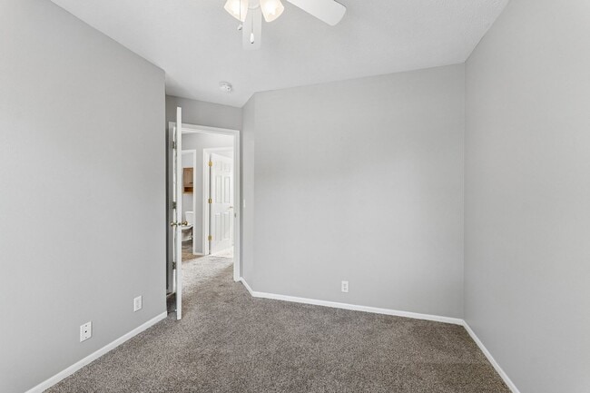 Building Photo - 4027 N 172nd Ave