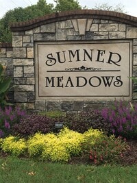 Building Photo - 3 Bedroom Hendersonville Ranch