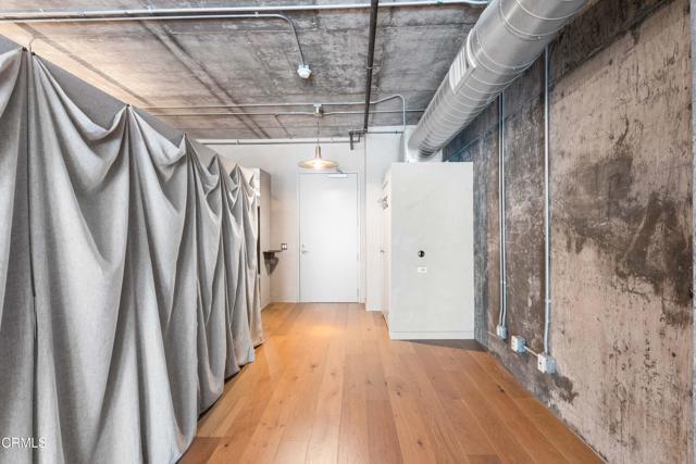 Building Photo - 510 S Hewitt St