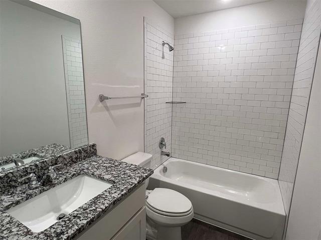 Building Photo - 2430 S Fannin Ave