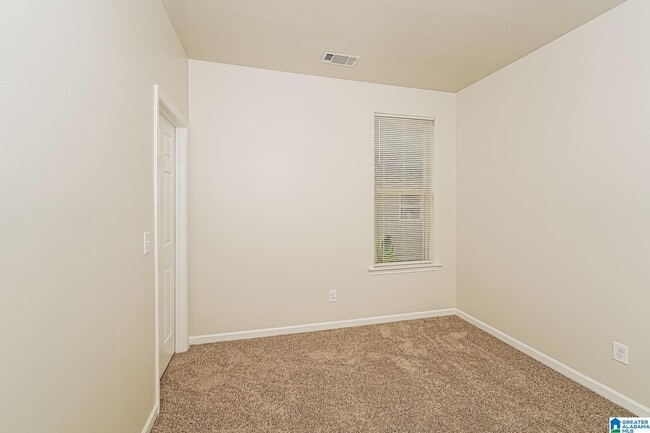 Building Photo - 1291 Washington Dr