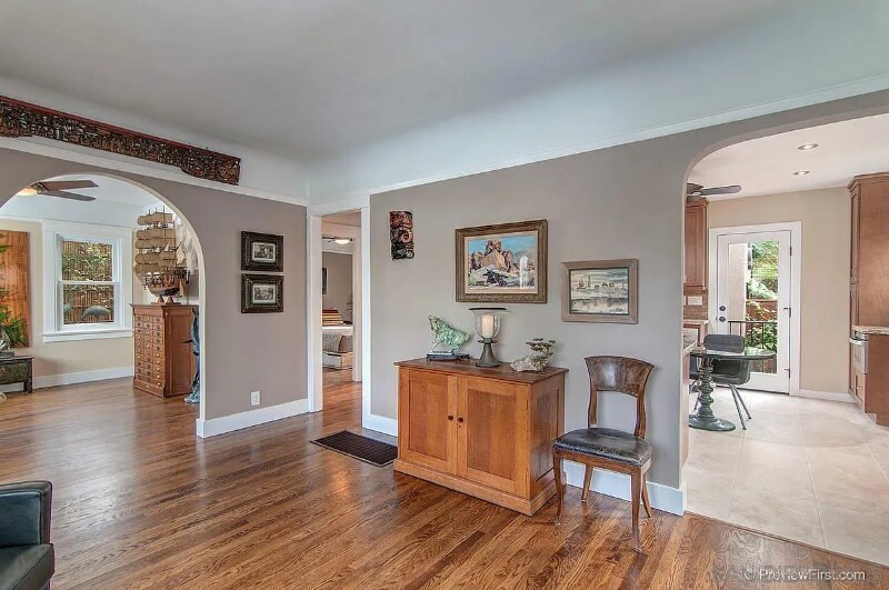 Building Photo - 1505 Robinson Ave