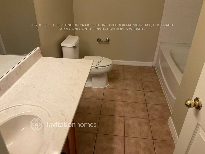 Building Photo - 13637 Podocarpus Ln