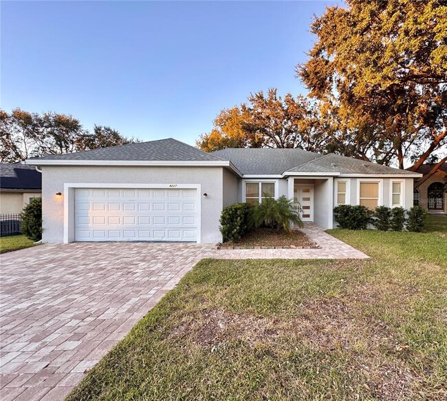 Primary Photo - 8227 Vineland Oaks Blvd