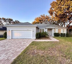 Building Photo - 8227 Vineland Oaks Blvd