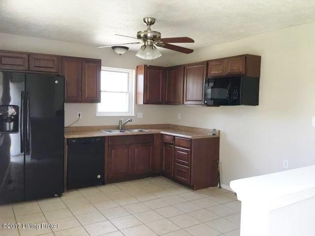 Building Photo - 9508 Sissone Dr