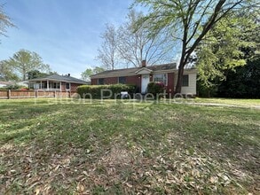 Building Photo - Corner of Plowden & South Kilbourne