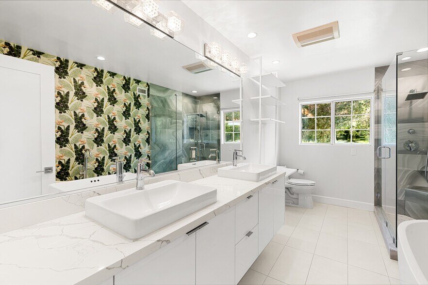 Building Photo - 3156 Dona Emilia Dr