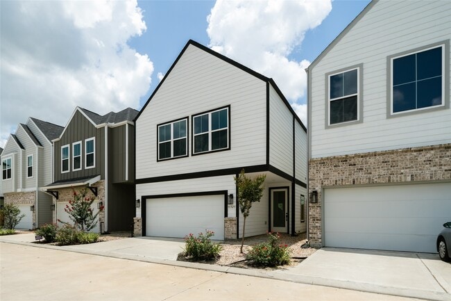 Building Photo - 11325 Stonework Garden Ln