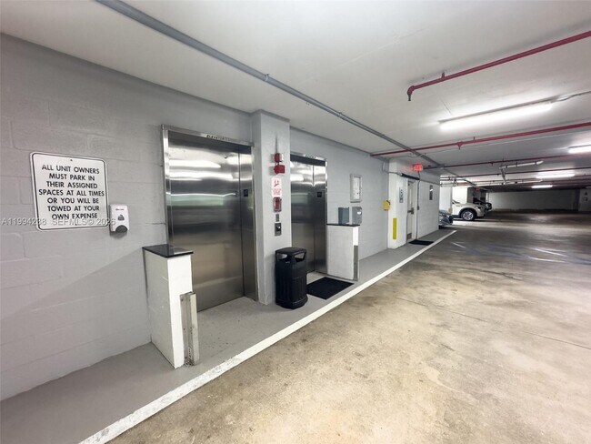 Building Photo - 17050 N Bay Rd