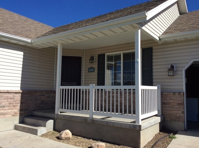 Building Photo - 442 E 1250 S