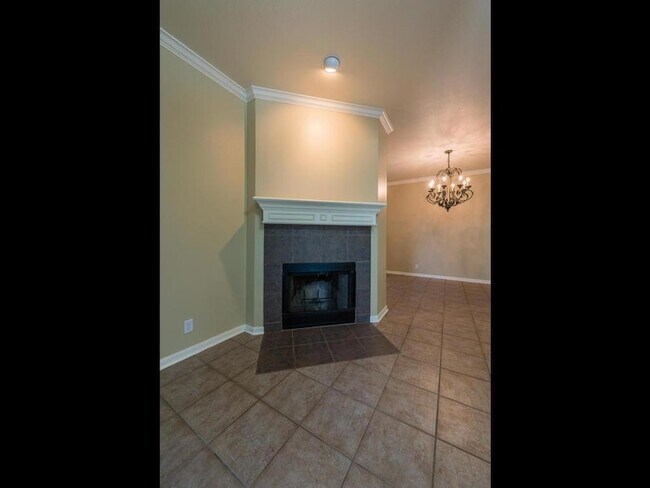 Building Photo - 11704 Emerald Falls Dr