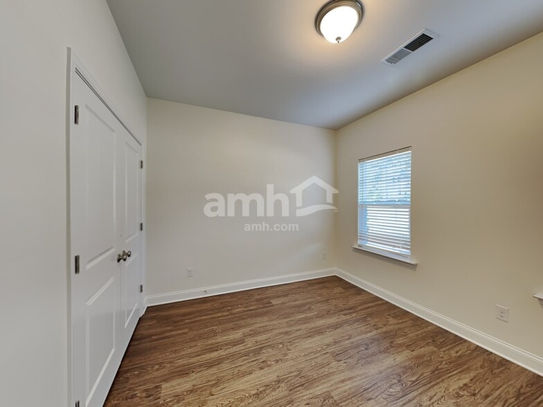 Building Photo - 3923 Riceland Pl