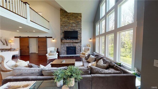 Building Photo - 8861 Shellman Dr