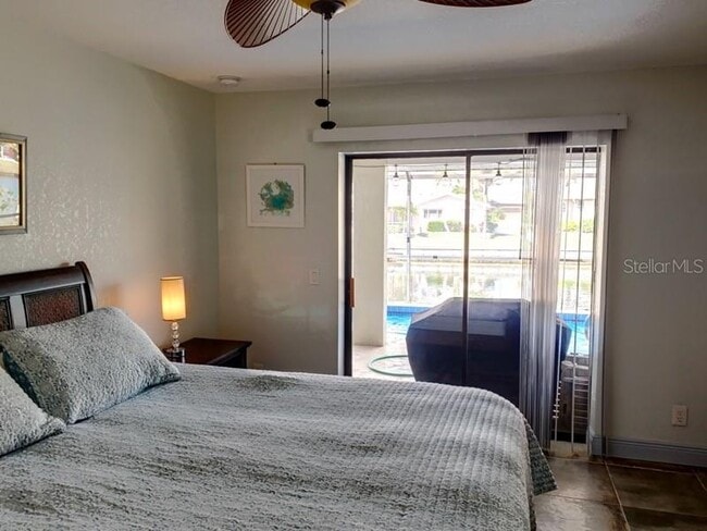 Building Photo - 572 Belvedere Ct