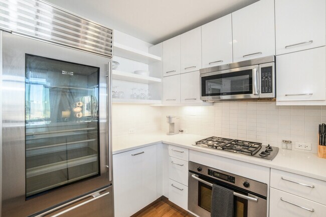 Building Photo - 4515 Desantis Ct