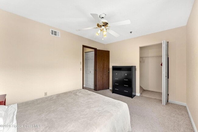 Building Photo - 7814 Shadowood Dr