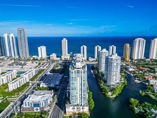 Building Photo - 300 Sunny Isles Blvd