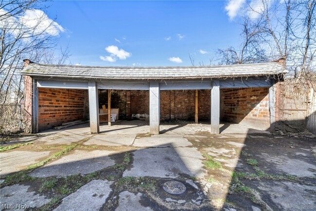 Building Photo - 3438 E 140th St