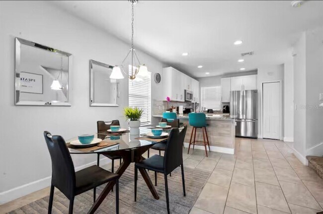 Building Photo - 4785 Terra Esmeralda Dr