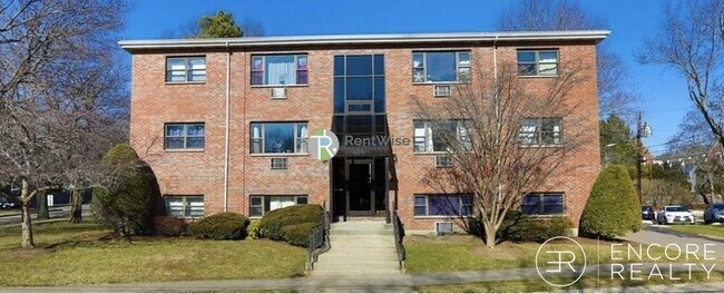 Building Photo - 266 Grove St