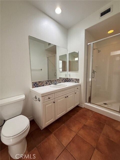 Building Photo - 3 New Dawn