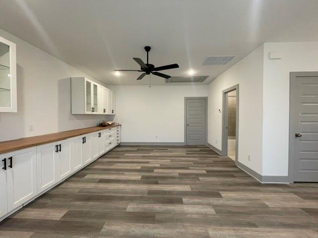 Building Photo - 4801 Park View Pl