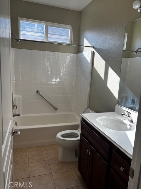 Building Photo - 1690 Lewis Creek