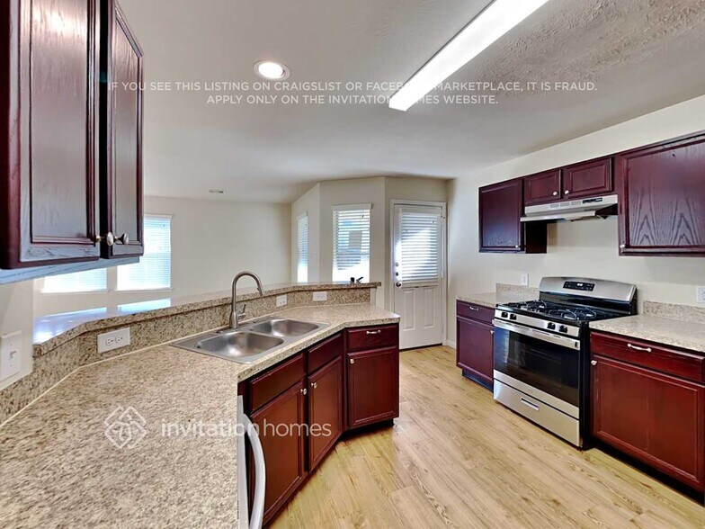 Building Photo - 18723 Dennington Dr