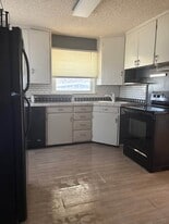 Building Photo - 1620 E 18th St