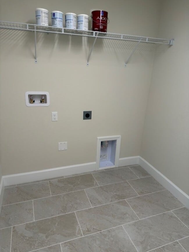 Building Photo - Brand new 4 bedroom home for rent