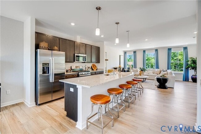 Building Photo - 8768 Pioneer Hl Dr