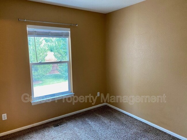 Building Photo - 4623 S Simms Ct