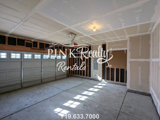 Building Photo - 6295 Laurel Grass Range Trail