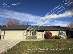 Building Photo - 664 E Hawk St