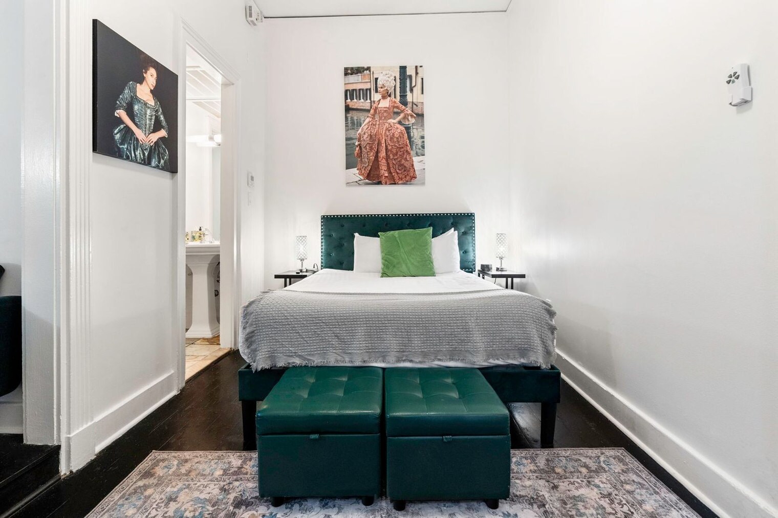 Building Photo - 508 Chartres St