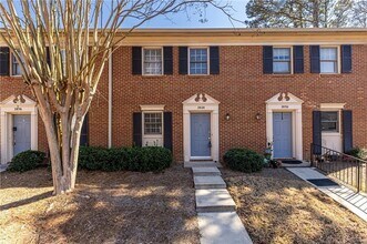 Building Photo - 2828 Webb Bridge Rd