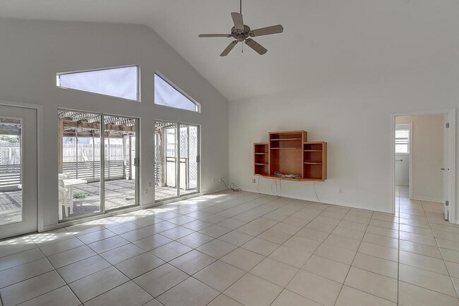 Building Photo - 15321 Dasmarines - 3/bed 2/bath $2,099/mo