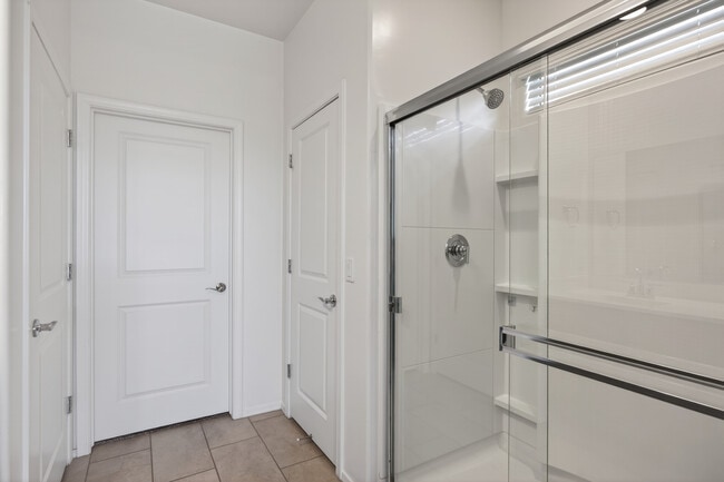 Building Photo - 6680 E Via Jardin Verde