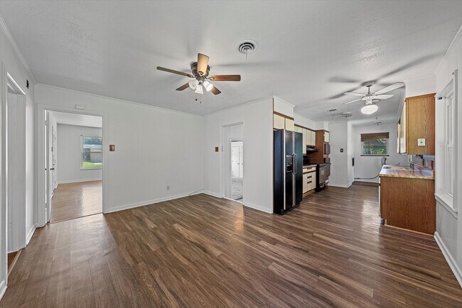Building Photo - 1213 N 63rd St