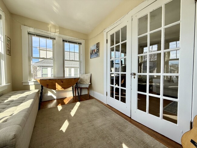 Building Photo - 32 Quincy St