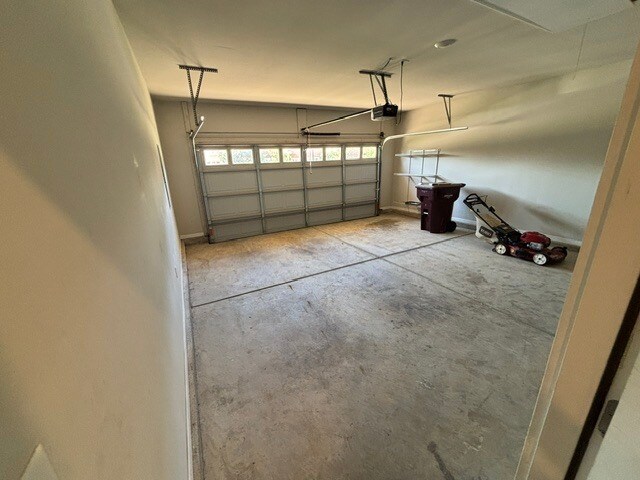 Building Photo - 14824 Norfleet Dr