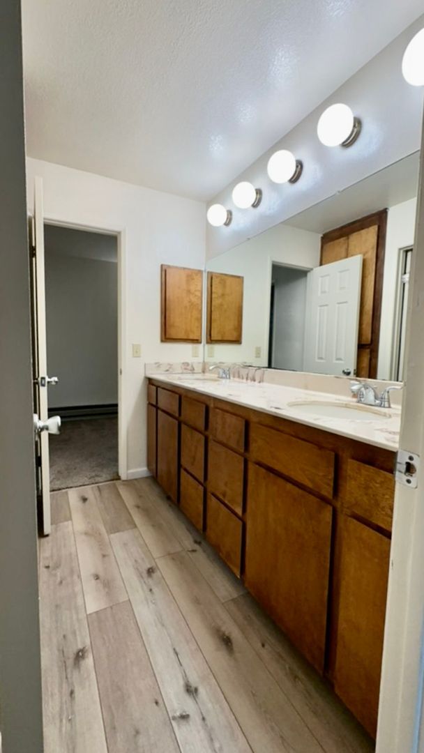 Building Photo - RURAL GRASS VALLEY PROPERTY