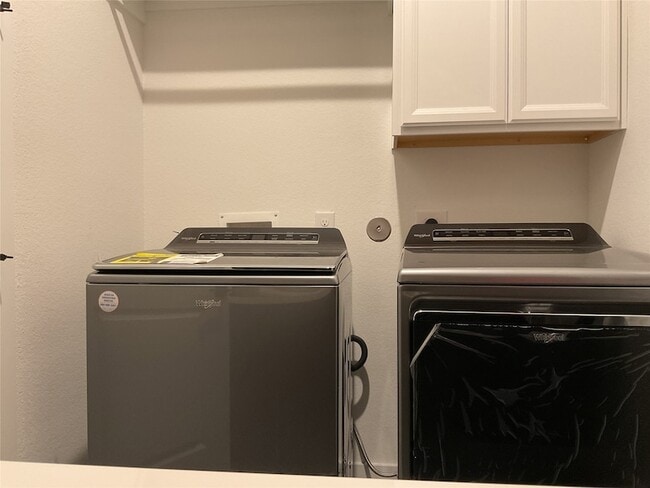 Building Photo - 4831 Summer Pl Ct