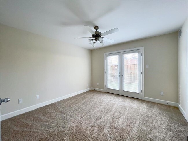 Building Photo - 11504 Main Pine Dr