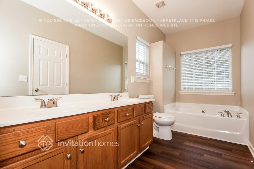 Building Photo - 2605 Hartley Hills Dr